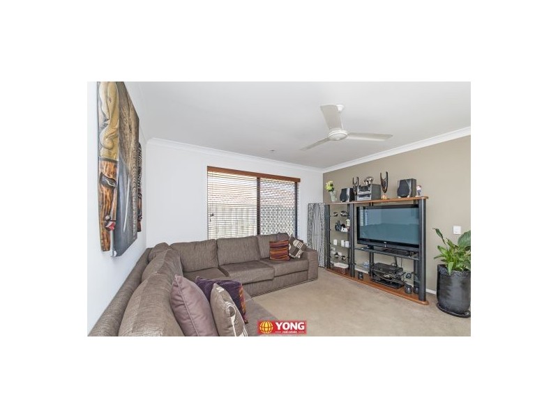 12 Mapelton Circuit, Parkinson QLD 4115