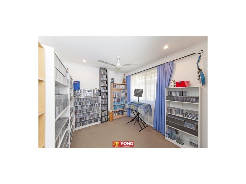 12 Mapelton Circuit, Parkinson QLD 4115