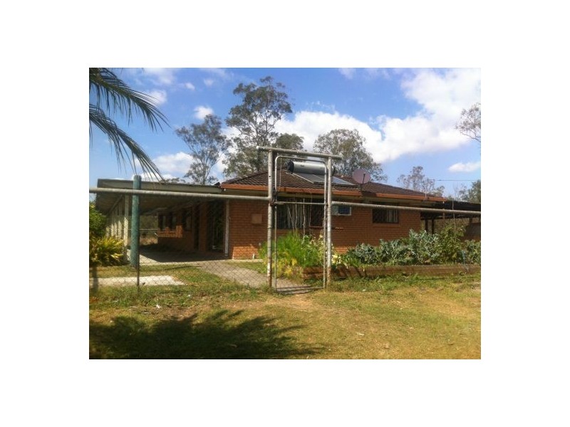 253 Andrew Rd, Greenbank QLD 4124