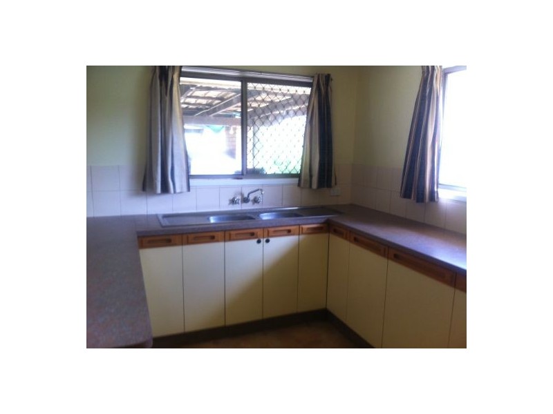 253 Andrew Rd, Greenbank QLD 4124