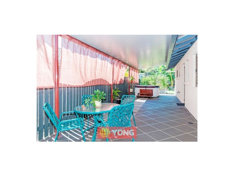 23 Saffron St, Robertson QLD 4109