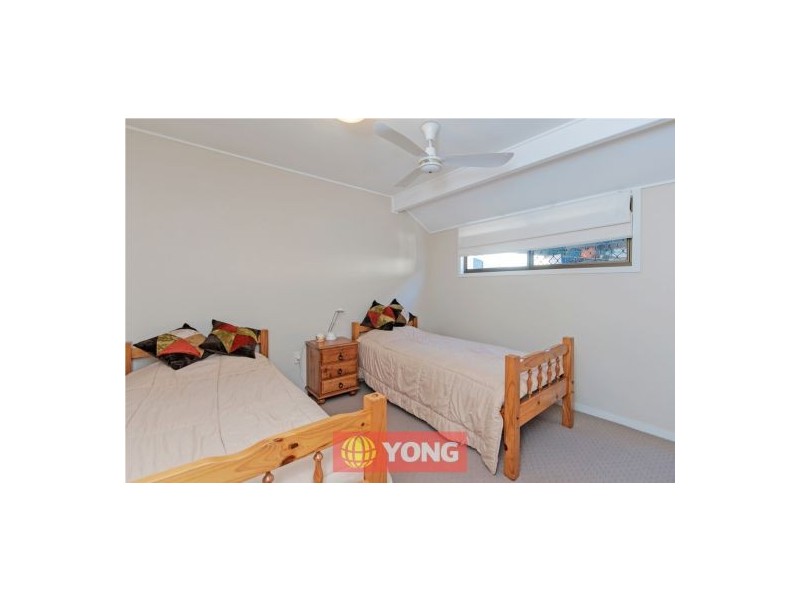 23 Saffron St, Robertson QLD 4109