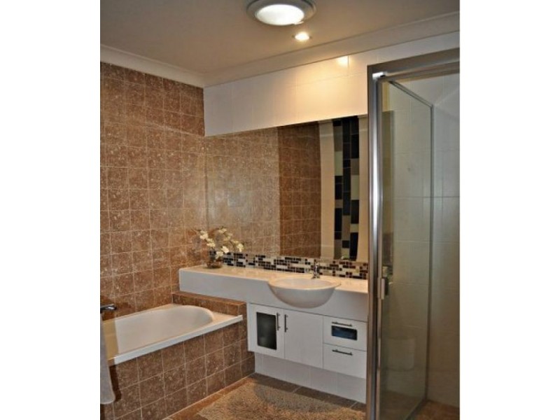 2035/1 Vistas Drive, Carrara QLD 4211