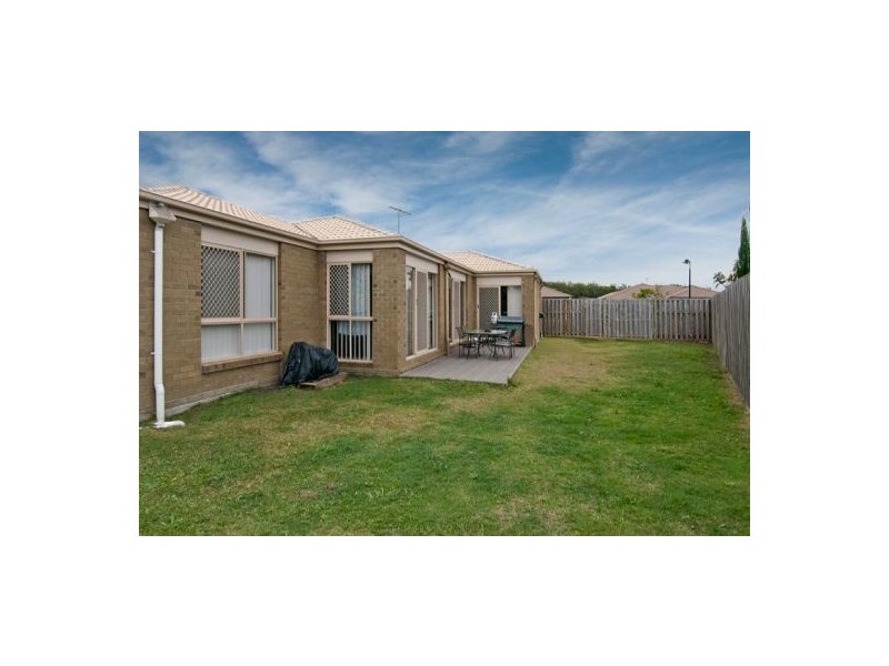 4 Pebbles Court, Berrinba QLD 4117