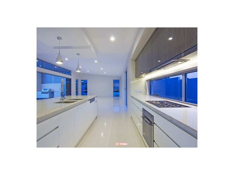 70 Hawthorn Cct, Stretton QLD 4116