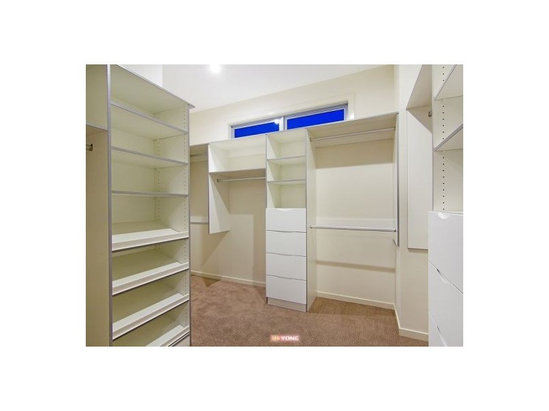 70 Hawthorn Cct, Stretton QLD 4116