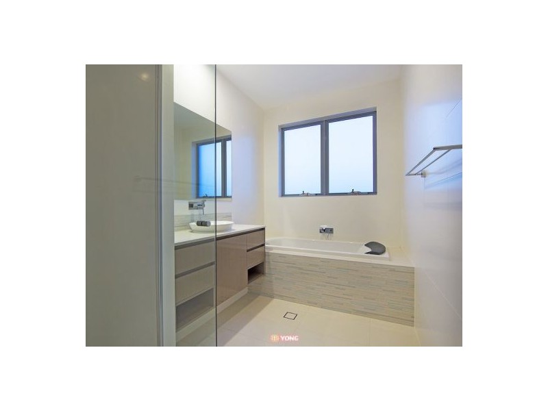 70 Hawthorn Cct, Stretton QLD 4116