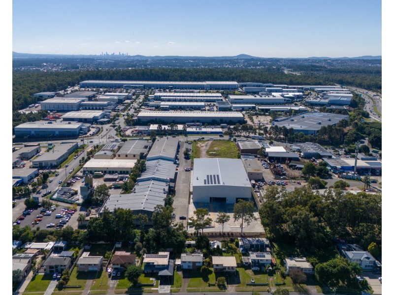 40 Johnson Road, Hillcrest QLD 4118