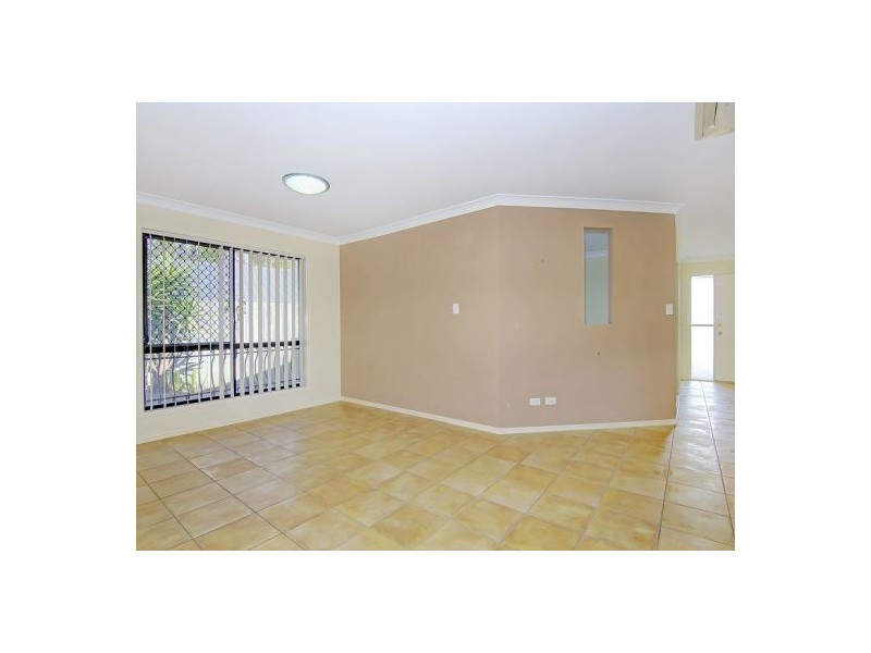 37 Cottonwood Cr, Calamvale QLD 4116