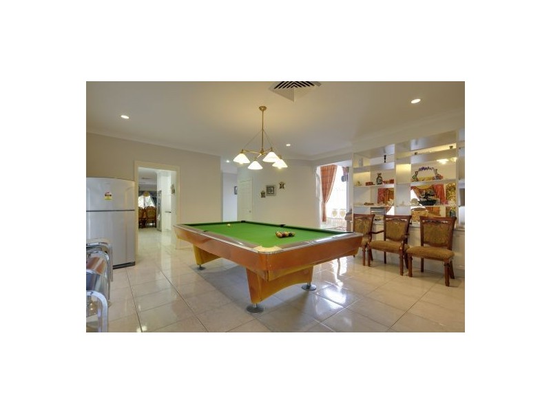 8 Lytham Ct, Cornubia QLD 4130