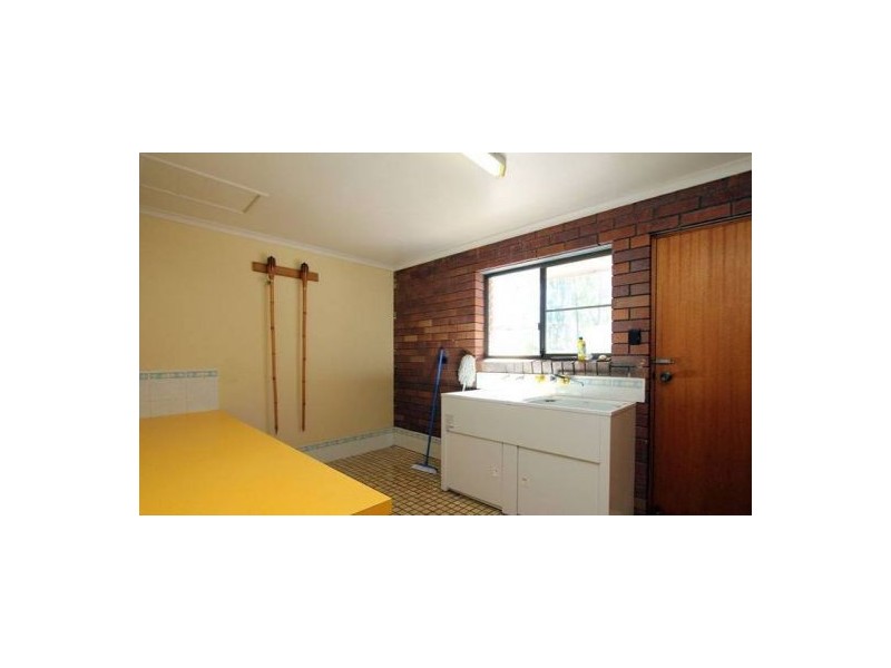 86 Rosina Rd, North Maclean QLD 4280