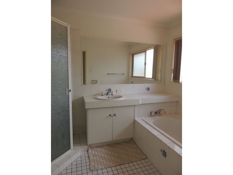 106 Algester Rd, Calamvale QLD 4116