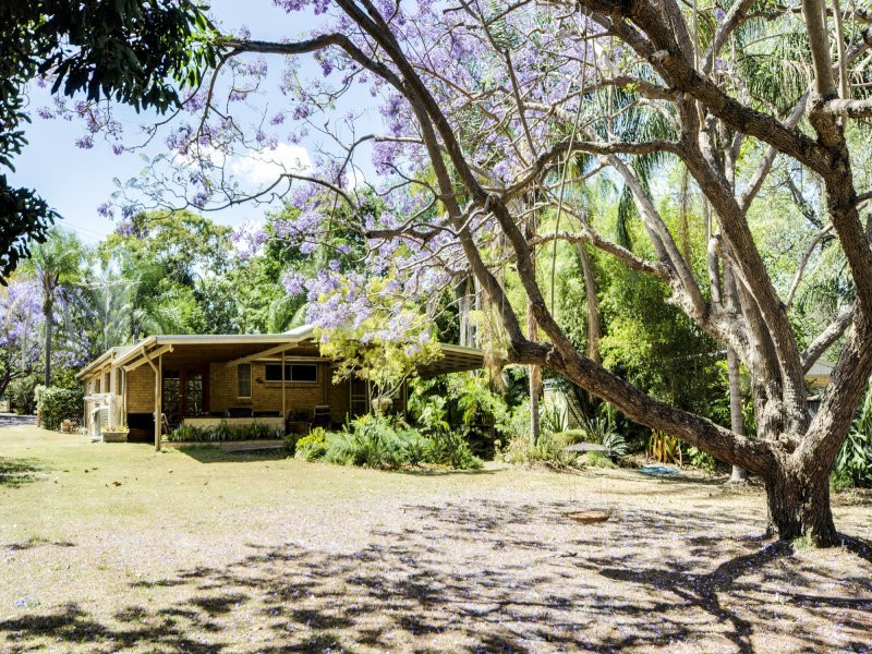 377 Middle Rd, Greenbank QLD 4124