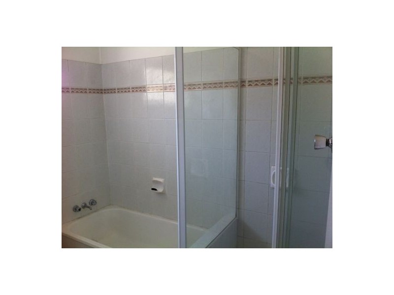 93 Middle St, Coopers Plains QLD 4108