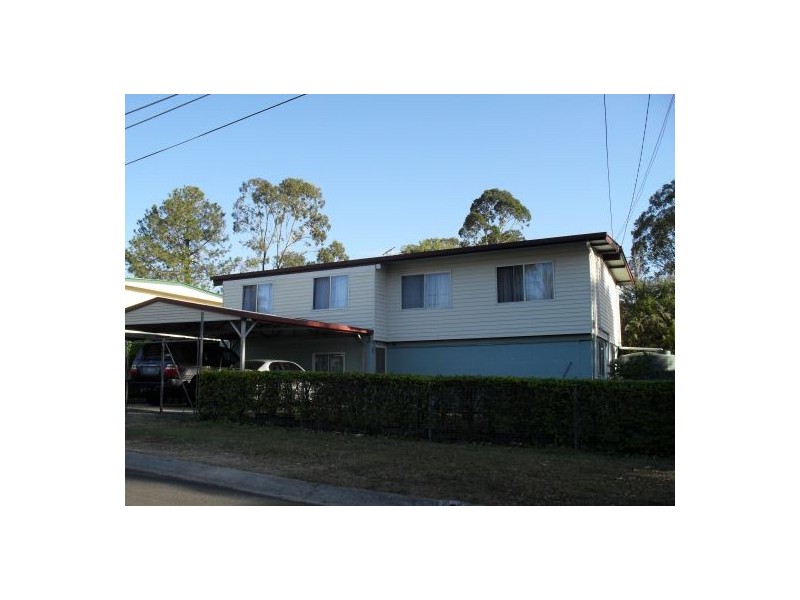 9 Maple St, Kingston QLD 4114