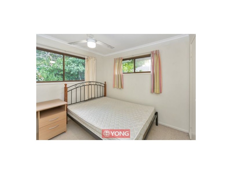 18 Gonzales St, Macgregor QLD 4109