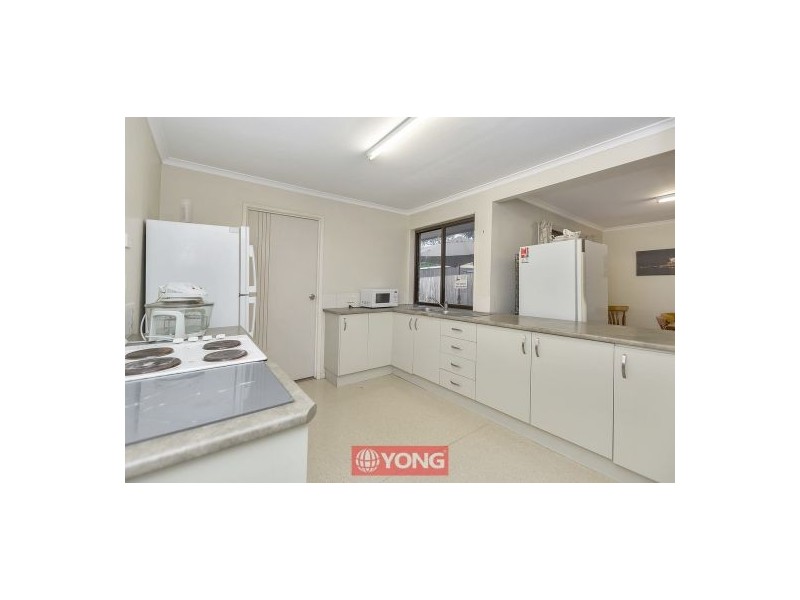 18 Gonzales St, Macgregor QLD 4109