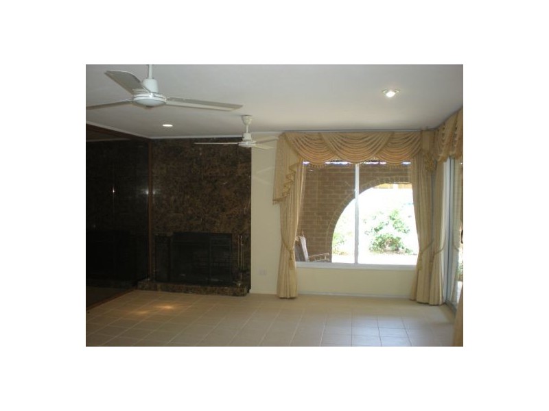 64. Chilton St, Sunnybank Hills QLD 4109