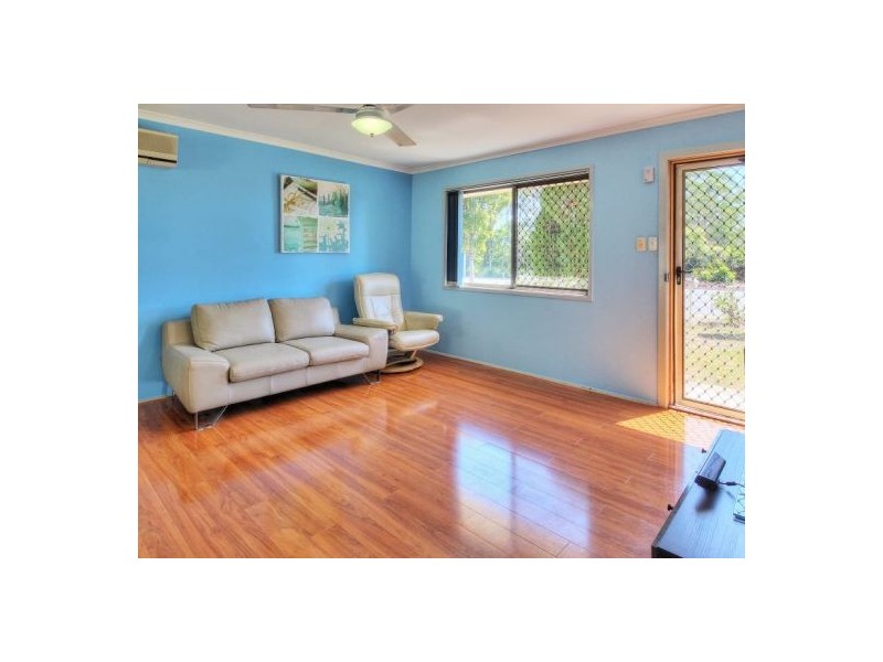182 Pinelands Rd, Sunnybank Hills QLD 4109