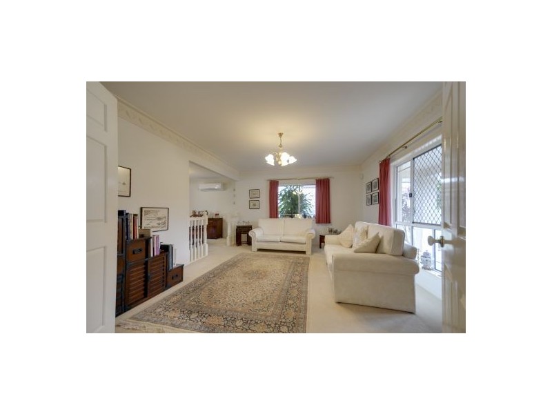 25 Poinciana Cr, Stretton QLD 4116