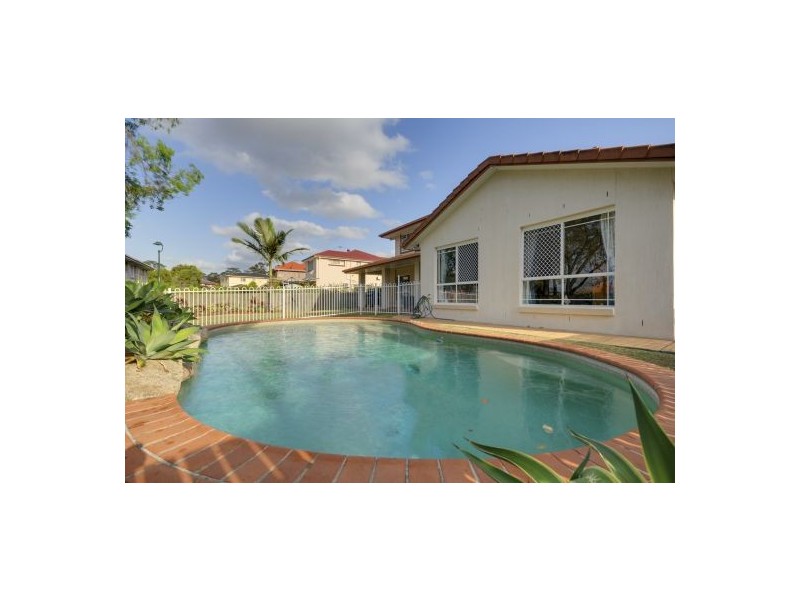 25 Poinciana Cr, Stretton QLD 4116