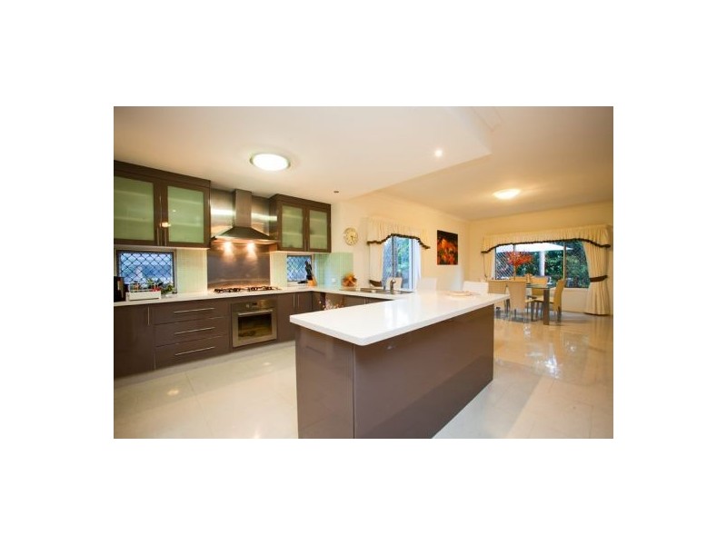 9a Littler St, Sunnybank QLD 4109