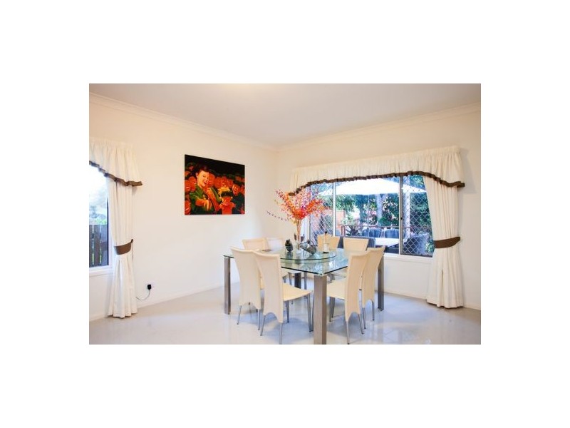 9a Littler St, Sunnybank QLD 4109