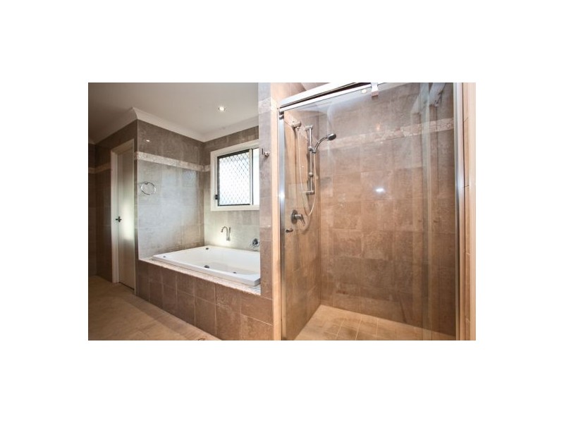 9a Littler St, Sunnybank QLD 4109