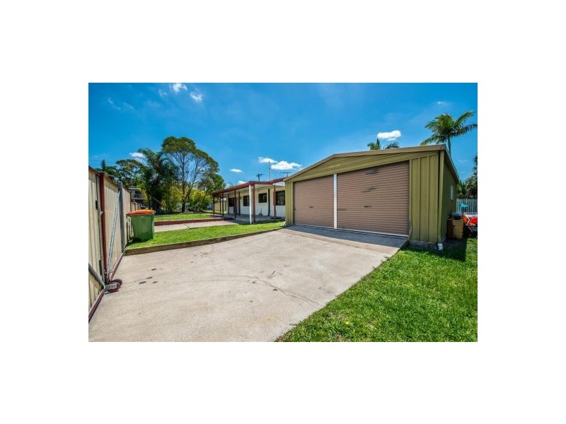 4 Coronado St, Browns Plains QLD 4118
