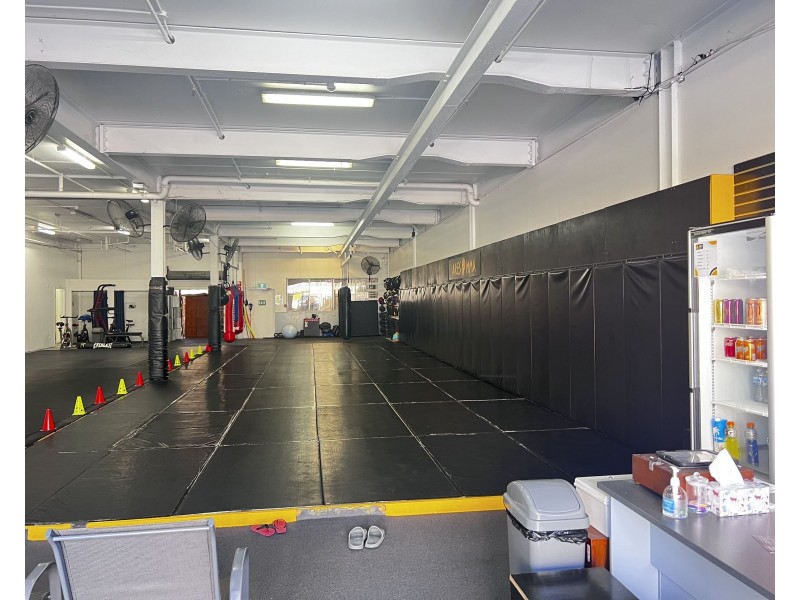 Shop 3, 40 Johnson Rd, Hillcrest QLD 4118