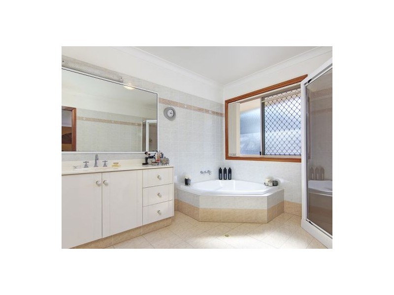 12 Totten Cl, Eight Mile Plains QLD 4113