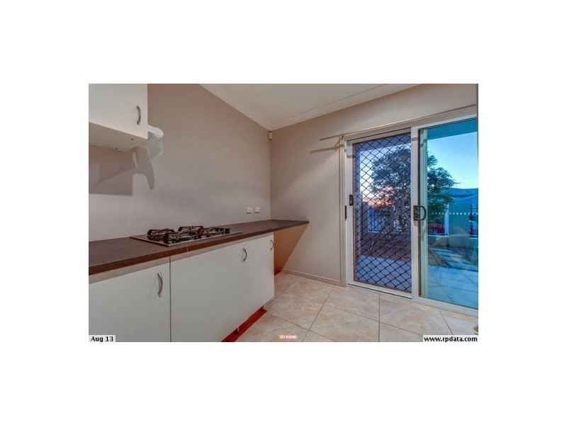 3 Larapinta Cct, Parkinson QLD 4115