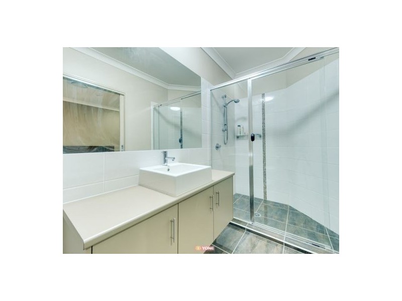 3 Larapinta Cct, Parkinson QLD 4115