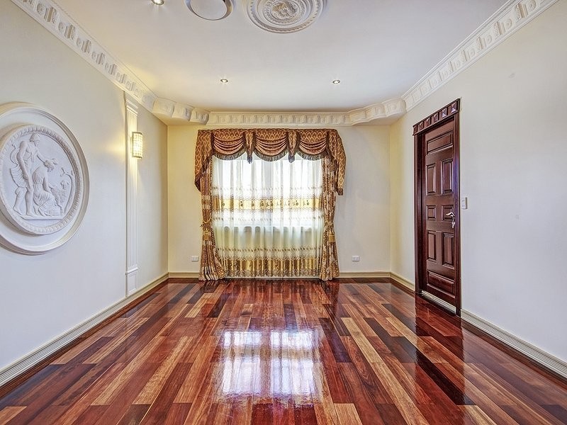 83 The Parkway, Stretton QLD 4116