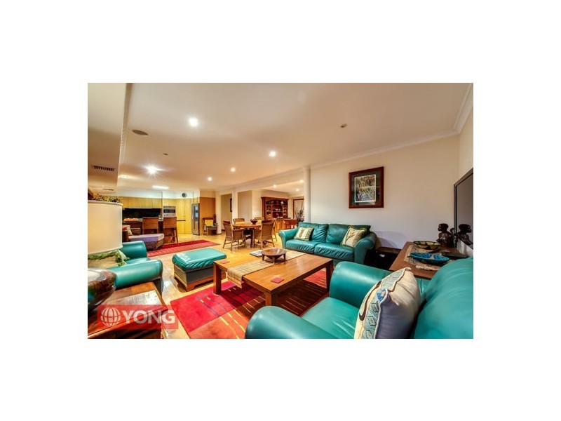 4 Capstan Pl, Macgregor QLD 4109