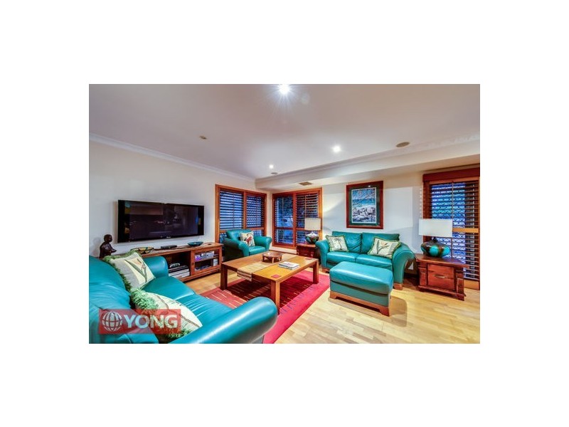 4 Capstan Pl, Macgregor QLD 4109