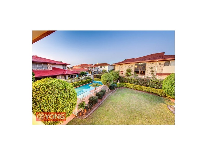 4 Capstan Pl, Macgregor QLD 4109