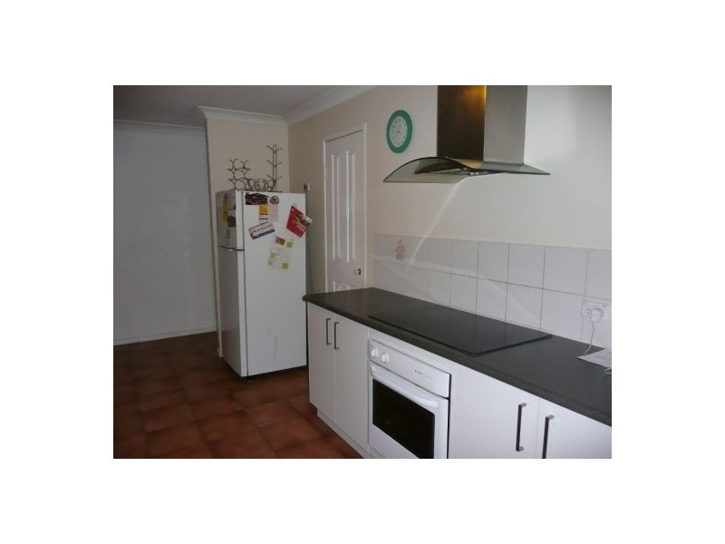 9 Lucida Ct, Regents Park QLD 4118