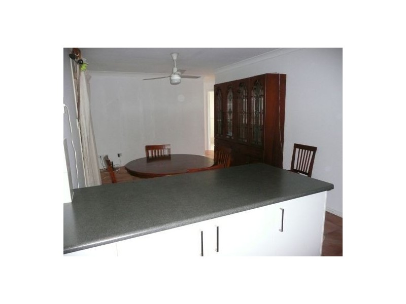 9 Lucida Ct, Regents Park QLD 4118