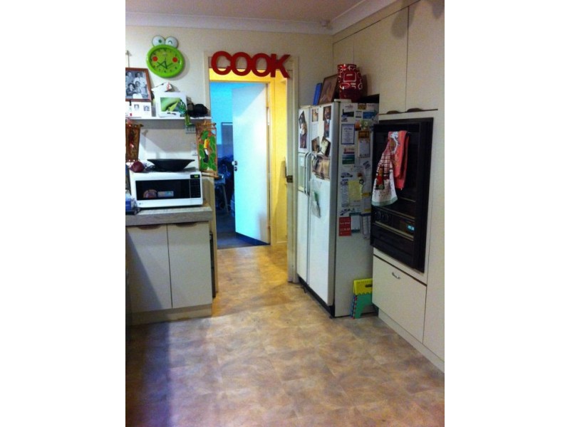 10 Marsala St, Calamvale QLD 4116