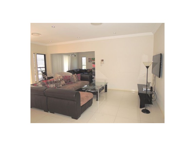 220 Benhiam St, Calamvale QLD 4116