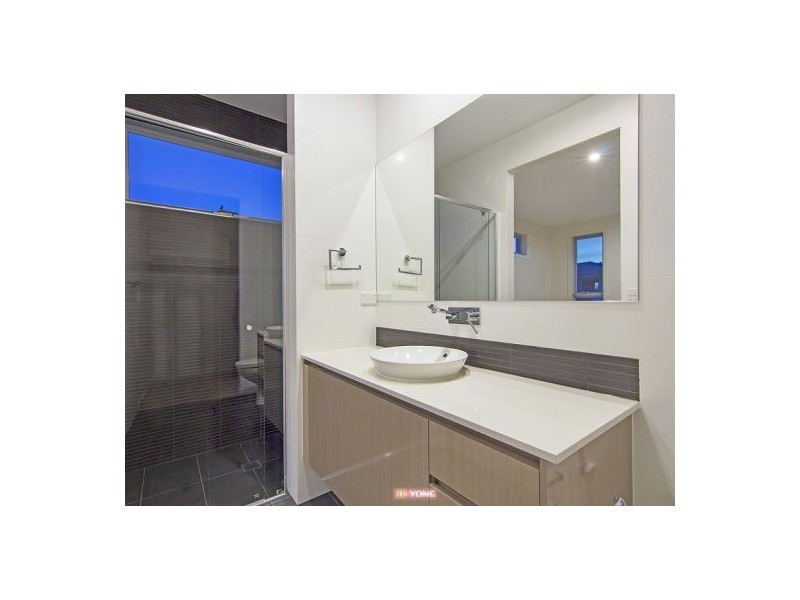 Stretton QLD 4116