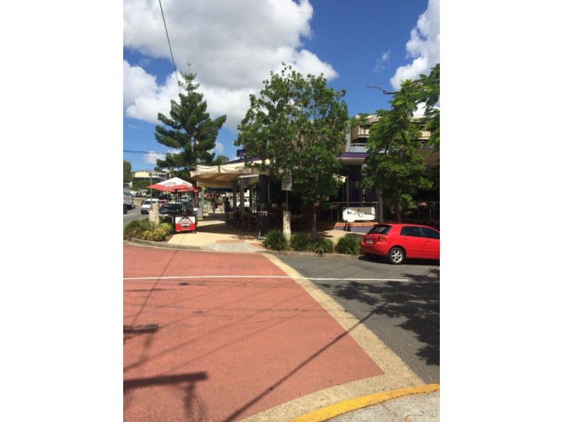 352 + 354 Riding Rd, Balmoral QLD 4171