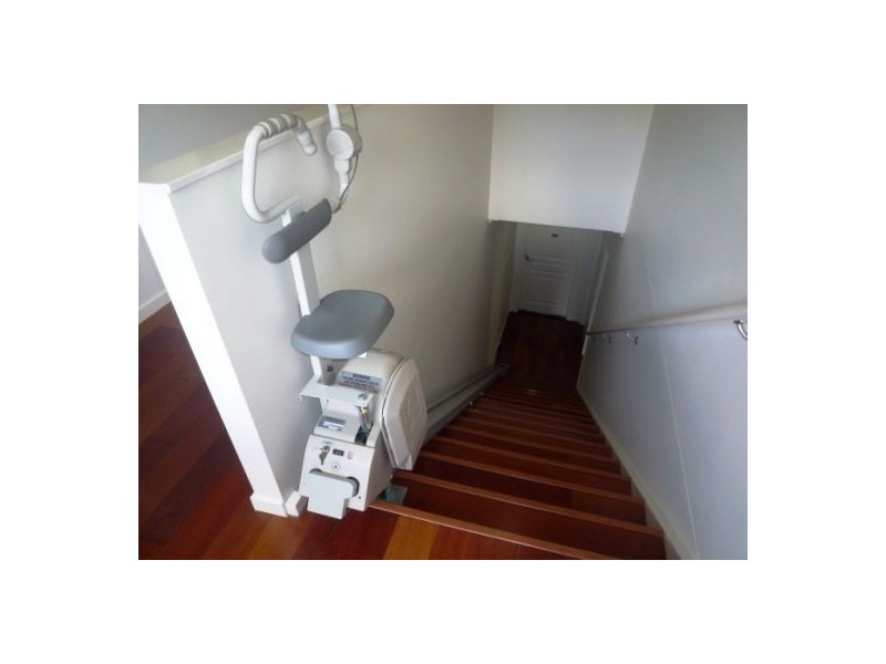 18 John Markwell Pde, Daisy Hill QLD 4127