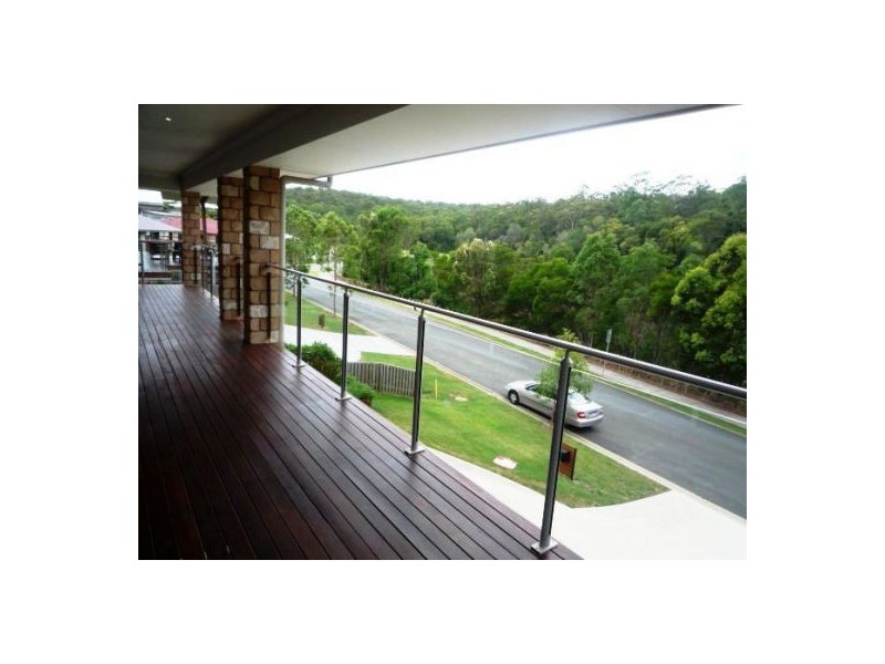 18 John Markwell Pde, Daisy Hill QLD 4127