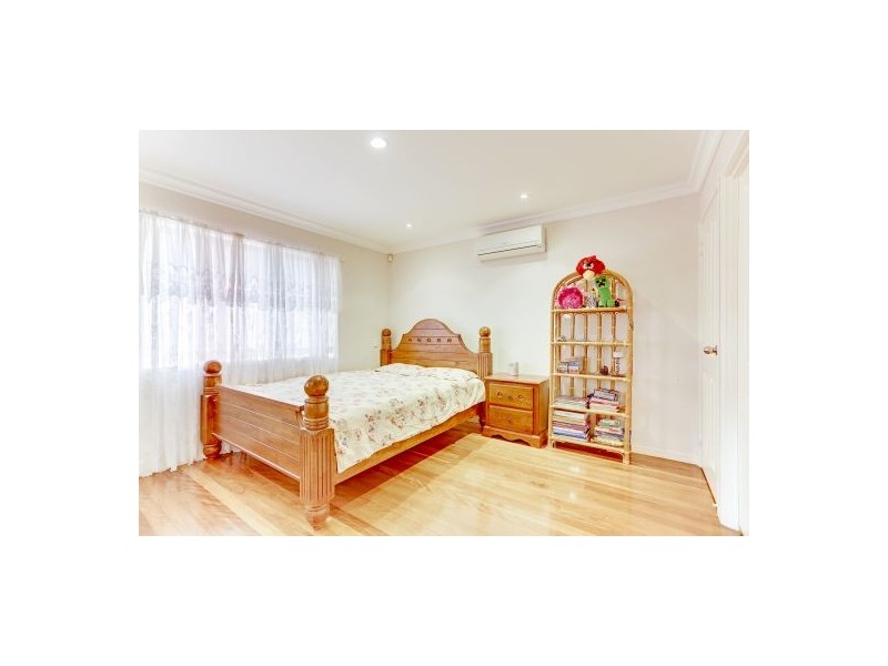 7 Dolphin St, Macgregor QLD 4109