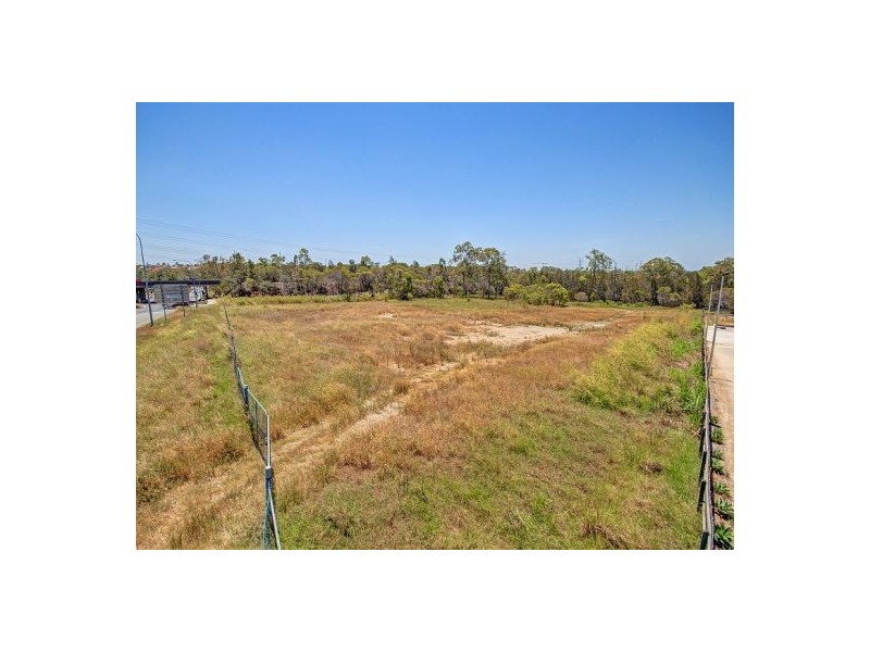 2634. Logan Rd, Eight Mile Plains QLD 4113