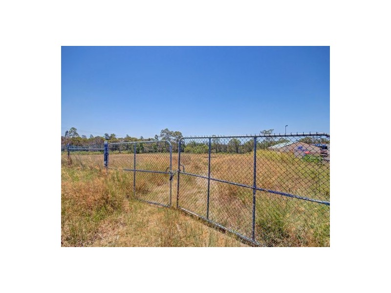 2634. Logan Rd, Eight Mile Plains QLD 4113