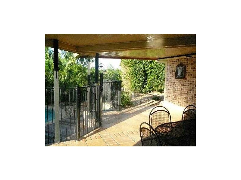 10 Haly Ct, Petrie QLD 4502