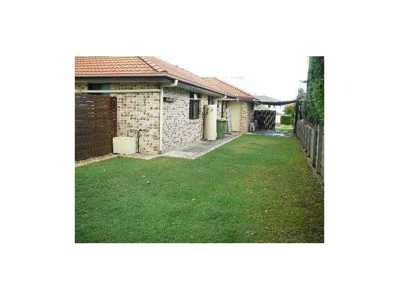 10 Haly Ct, Petrie QLD 4502